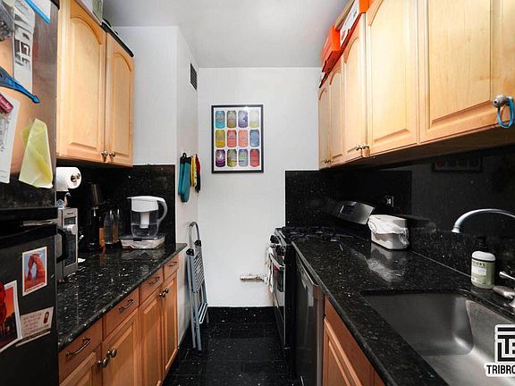 5th image of 372 Central Park W APT 18V