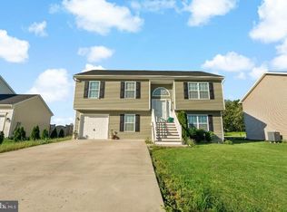 28 Piping Plover Way, MARTINSBURG, WV 25405