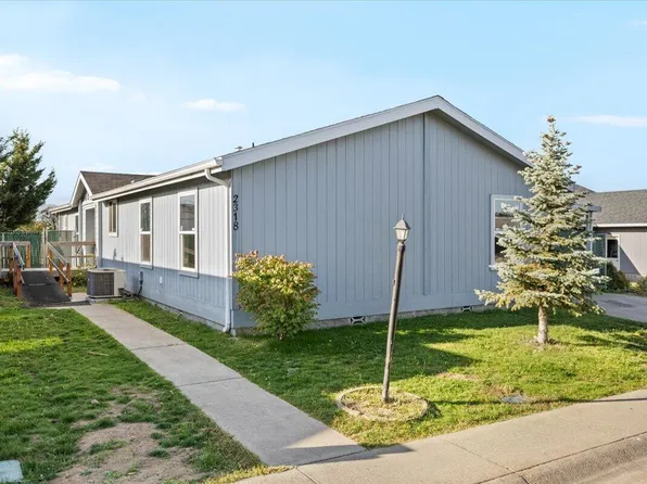 2318 Lara Ln, Central Pt, OR 97502