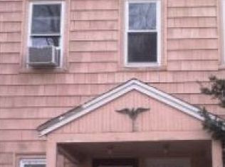 41 Pleasant St APT 4, Holliston, MA 01746