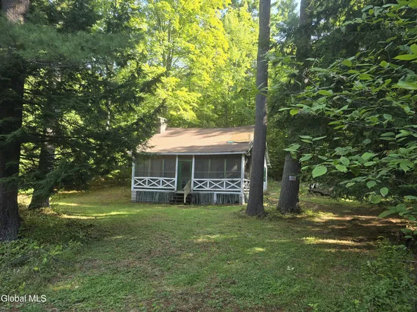 128 E Shore Drive, Adirondack, NY 12808