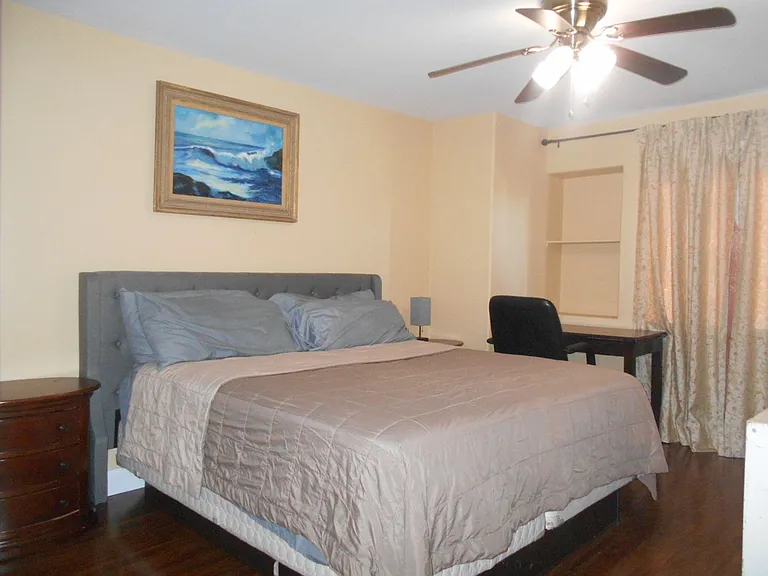 8317 Opal Cove Dr — Photo 12