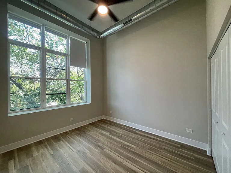 The Schoolhouse at 4641 N Ashland — Photo 16