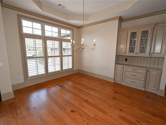 5th image of 1796 Staples Ct