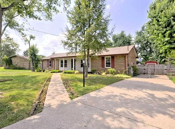 4th image of 1542 Armistead Dr