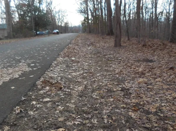 5 Newport Dr, Scottsboro, AL 35768