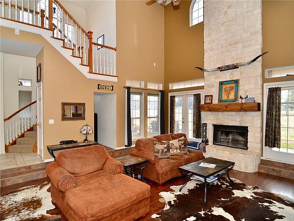 5th image of 13634 Alliance Ct