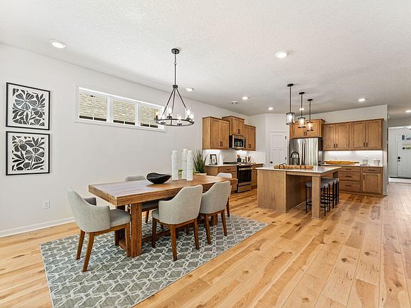 4th image of 10478 Glenbrook Ave S