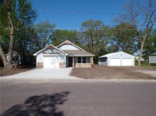 309 S 5th St, Odessa, MO 64076