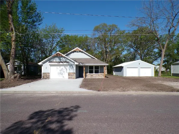309 S 5th St, Odessa, MO 64076
