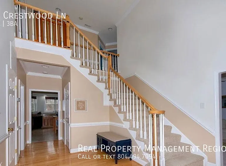 24 Crestwood Ln — Photo 8