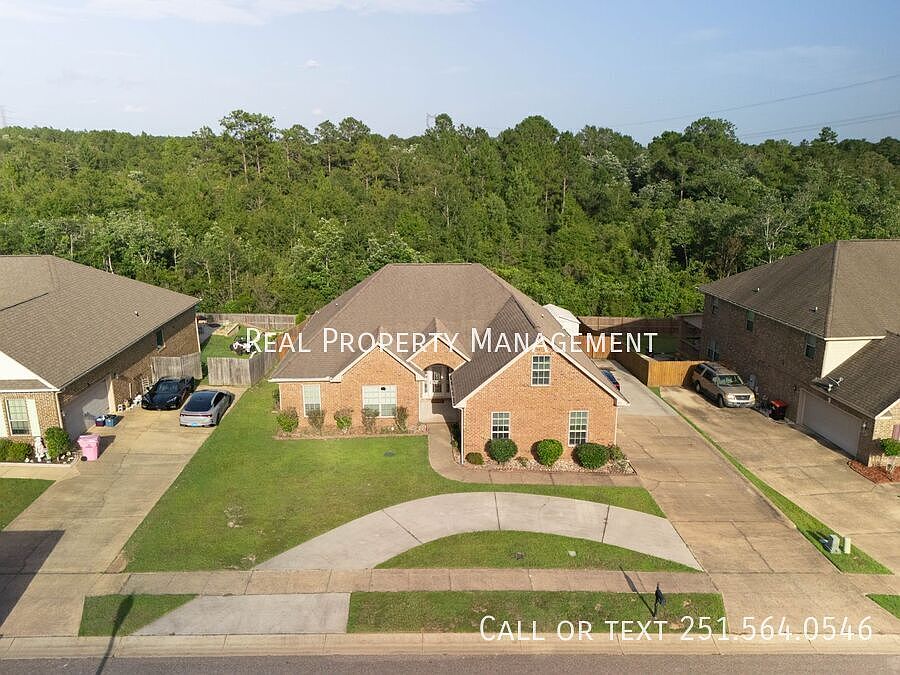 1st image of 152 Heritage Cir