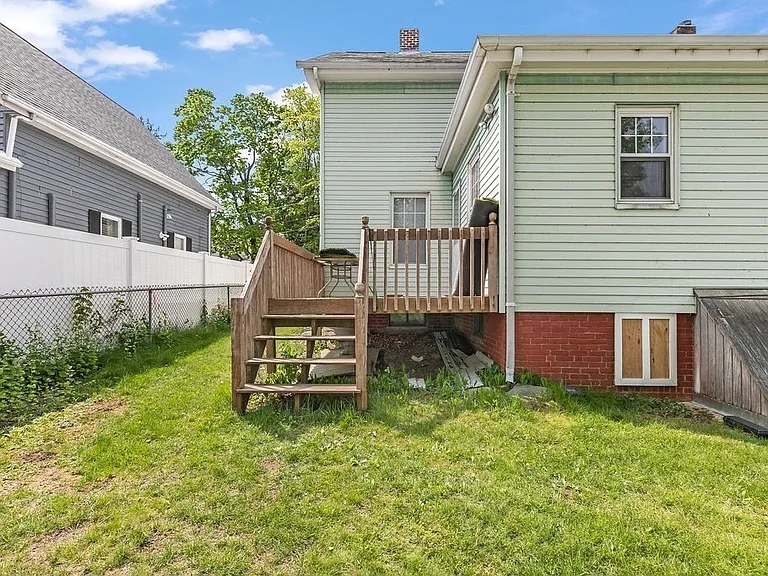 10 Cottage St #10 — Photo 26
