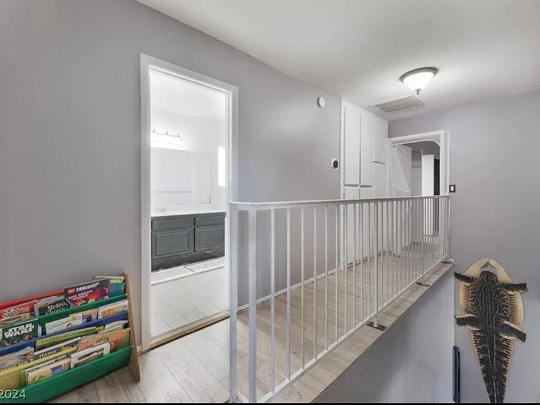 580 Chelsea Dr — Photo 27