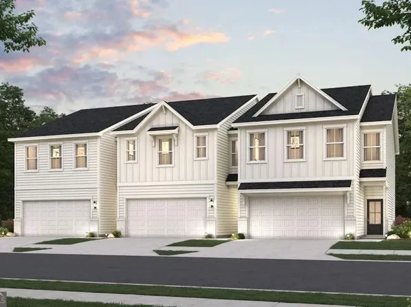 2915 Crystal Spgs, Gainesville, GA 30507