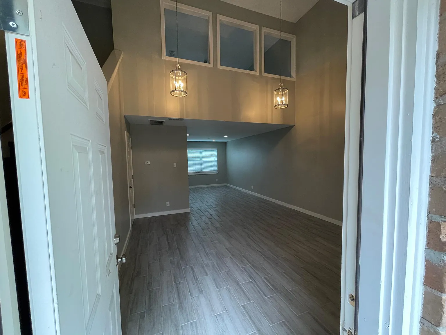 1433 Cedar Post Ln — Photo 2
