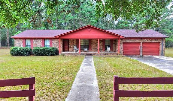 2nd image of 210 Ellis Rd