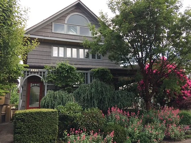 2729 SE Yamhill St #3 — Photo 6