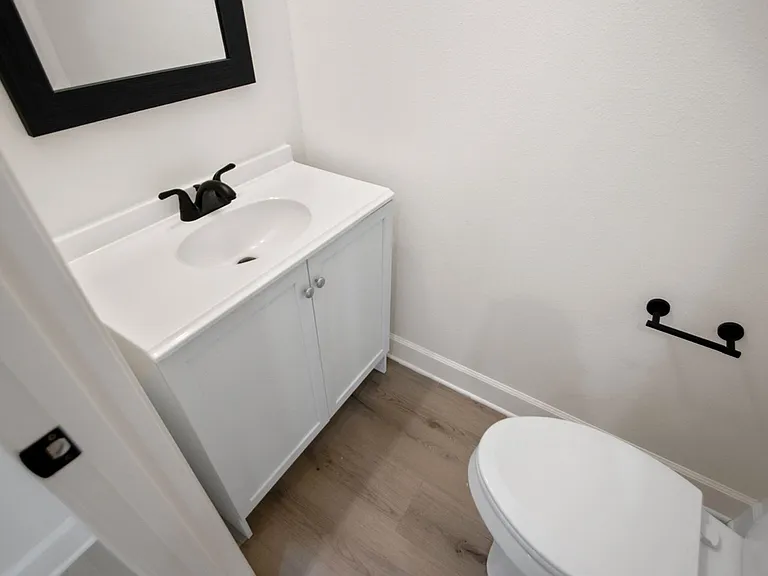 212 S Park St — Photo 13