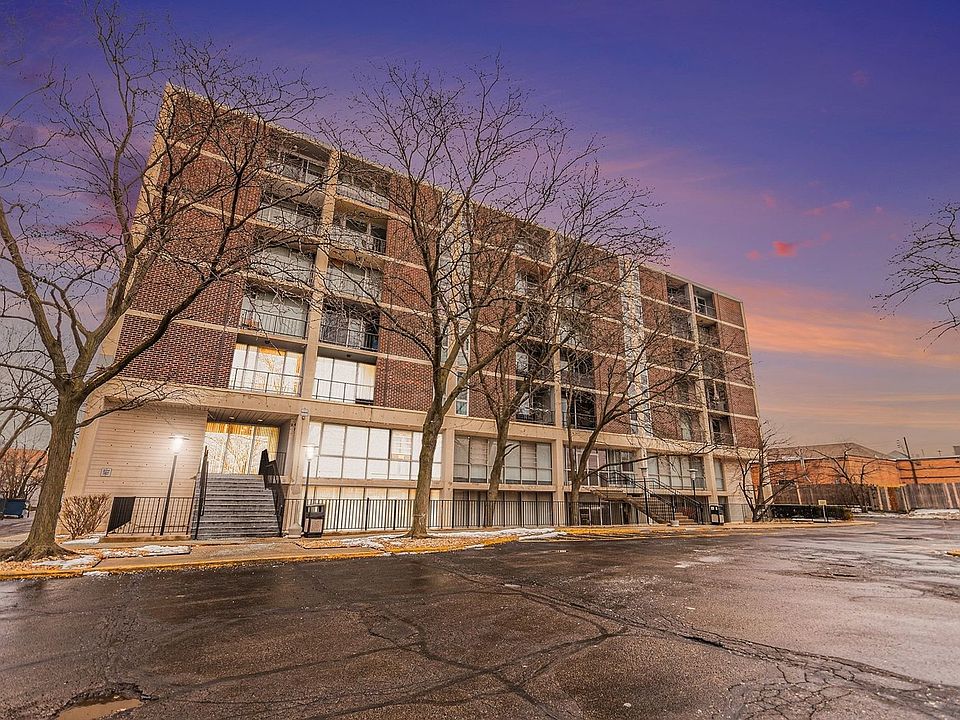 1st image of 1043 S York Rd APT 202