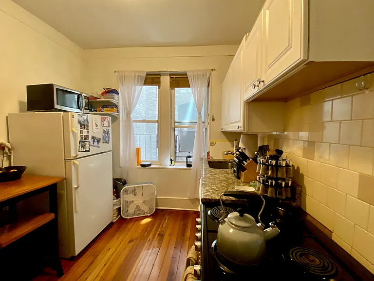 108 Myrtle St #12 — Photo 12