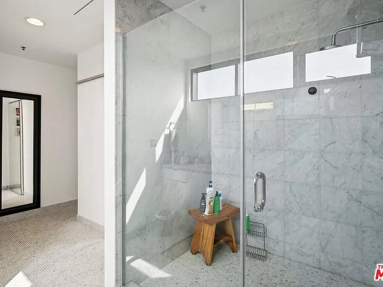 815 Hampton Dr #3 — Photo 11
