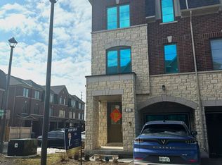 18 Lavinia Rd, Brampton, ON L6P4N8