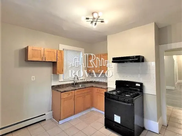 249 Amherst St, East Orange, NJ