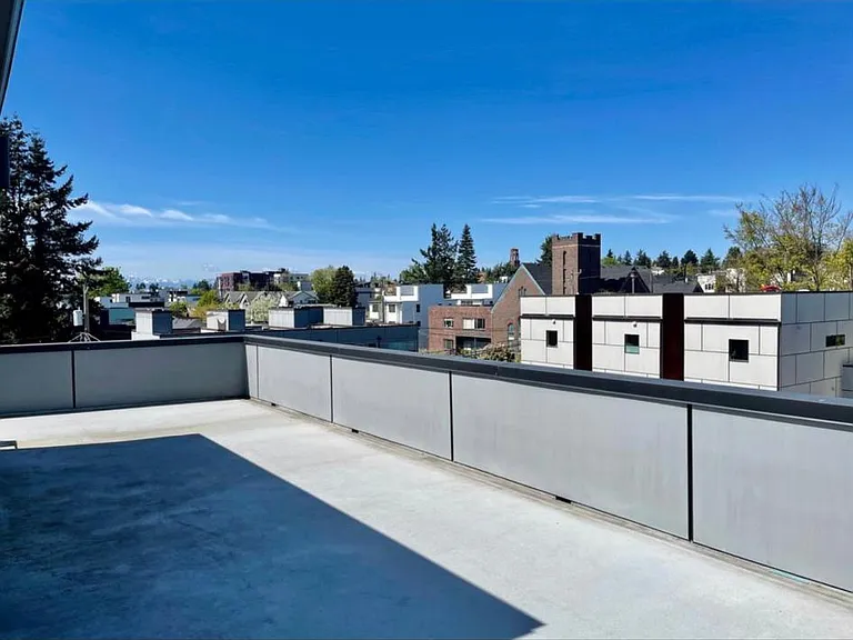 1762C NW 62nd St — Photo 10