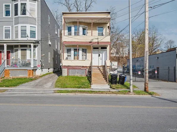 139 N Hamilton St Floor 2, Poughkeepsie, NY 12601