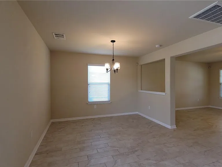 110 Wilson Ct — Photo 6