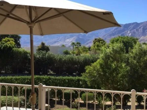 2001 E Camino Parocela Unit L84, Palm Springs, CA 92264