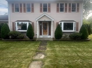 245 North St, Agawam, MA 01001