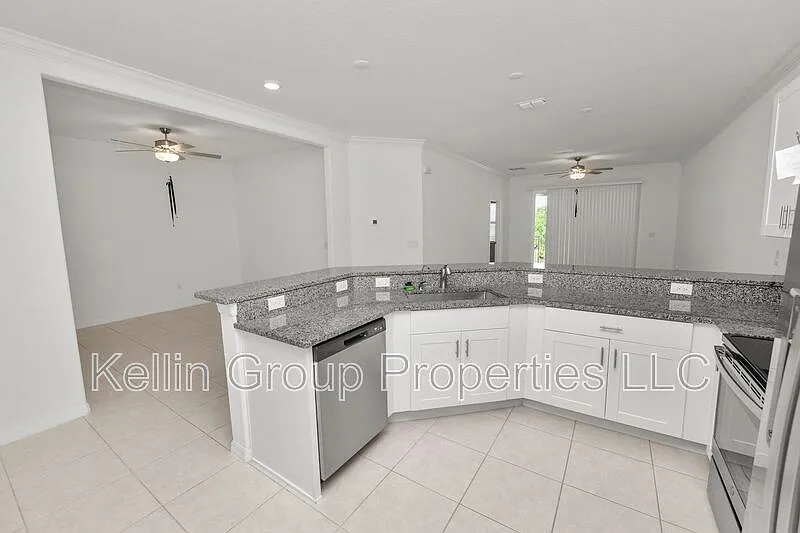 2 bed, 2.0 bath, 1400 sqft, $1,850 — Photo 4
