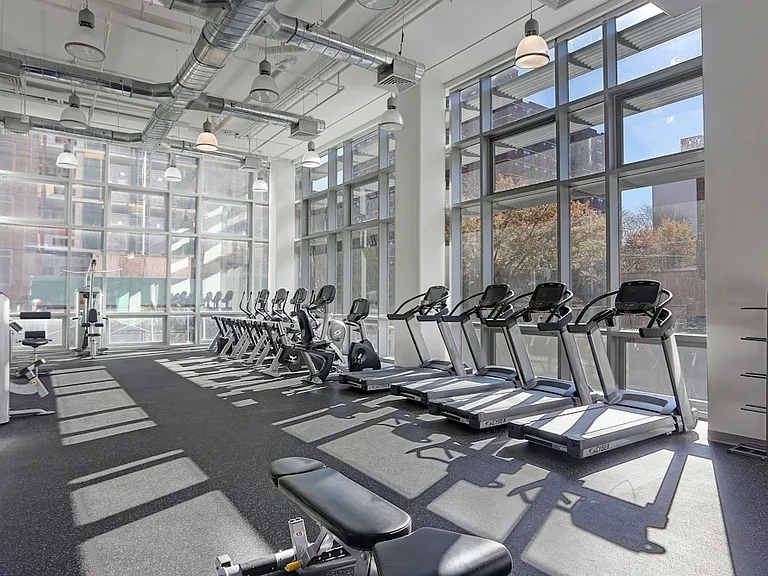 81 Fleet Pl #9K — Photo 9