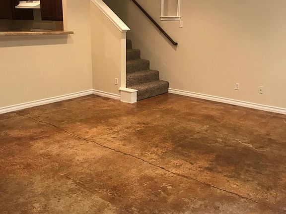 4th image of 7822 Kingsbury Way Unit 3