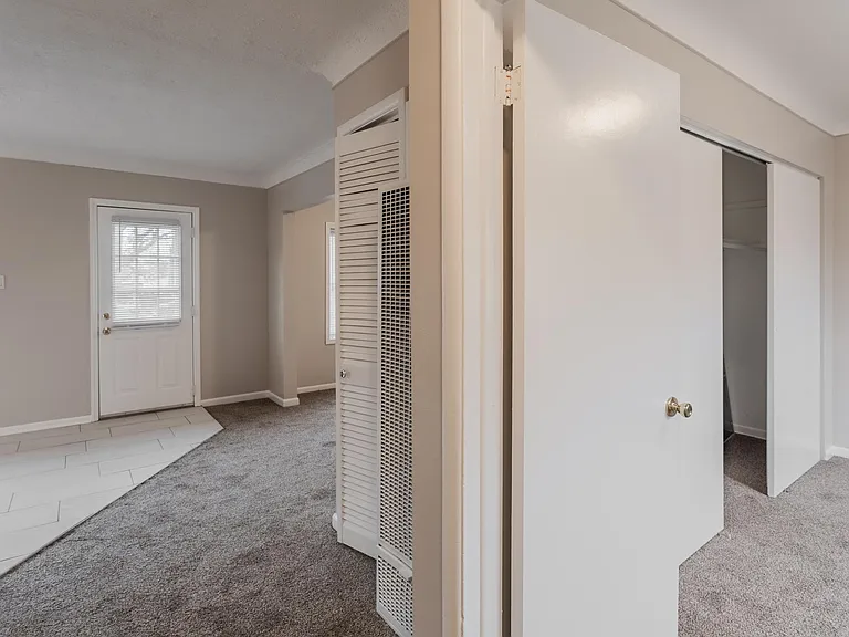 27 Gladwin Ave #27 — Photo 11