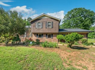 909 Standing Springs Rd, Greenville, SC 29605