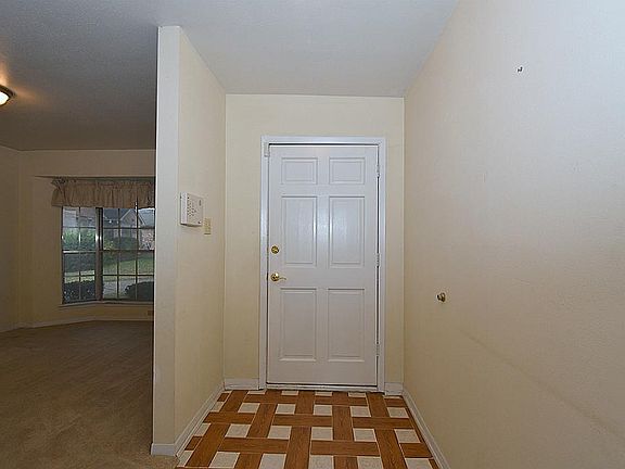 3rd image of 15835 Echo Canyon Dr