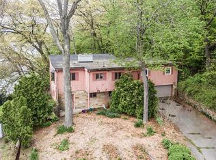 35 Elizabeth Cir, Framingham, MA 01702