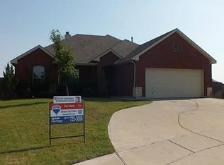 533 Leatherman Dr, Saginaw, TX 76179