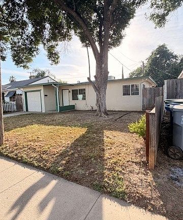 3rd image of 2179 Orchard Ln