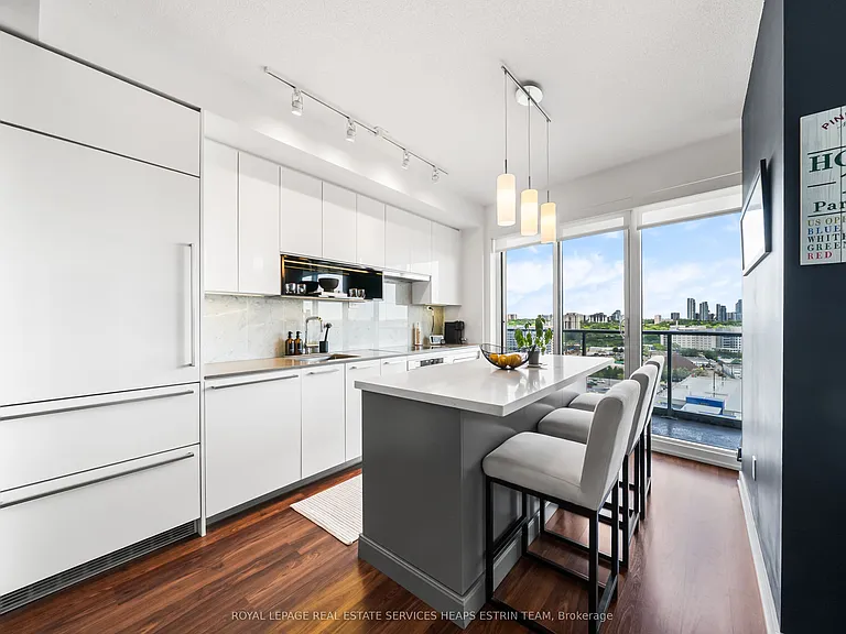 117 McMahon Dr #1111 — Photo 4