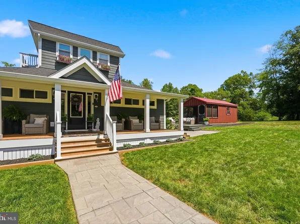 12095 Old Stillhouse Rd, Boston, VA 22713