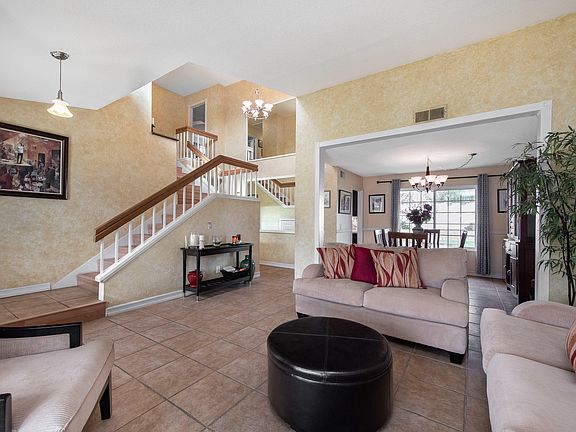 3rd image of 5297 Meadowridge Ct