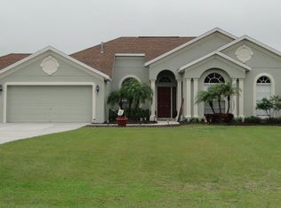 9455 Swift Creek Cir, Dover, FL 33527
