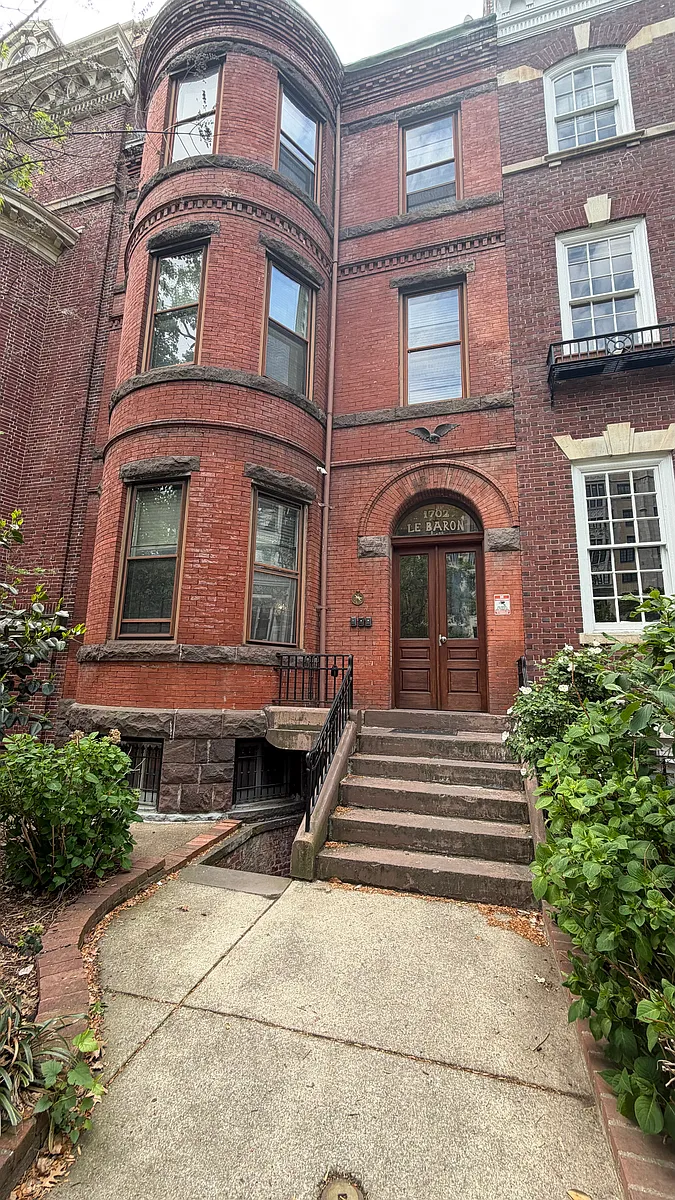 Building Photo - 1702 16th St NW #2