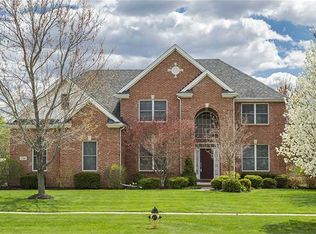 7761 Honeysuckle Dr, Maumee, OH