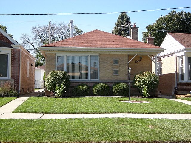 1st image of 7332 N Oconto Ave