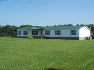 385 Miller Ln, Smithville, TN 37166